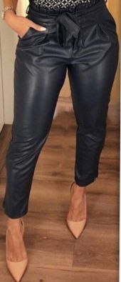 Calça Corino Capri